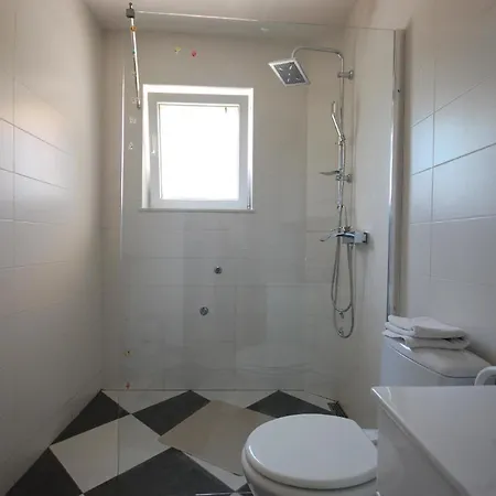Ferienwohnung Fuer 8 Personen Ca 110 Qm In Milcetici, Kvarner Bucht Krk Apartman Malinska